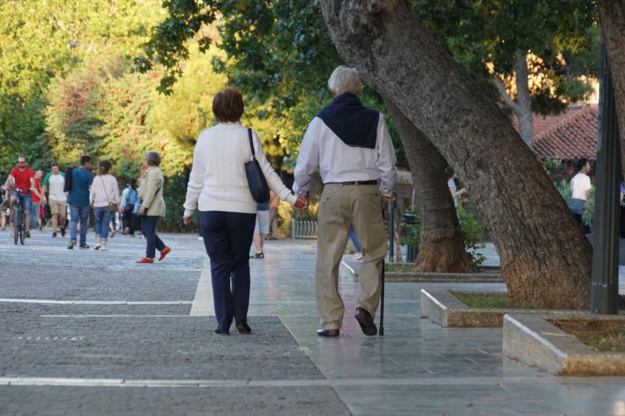 ★ Plaka, Center Of All Greek Legends ★ アテネ エクステリア 写真